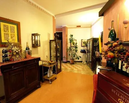 Enrichetta 3* Desenzano del Garda