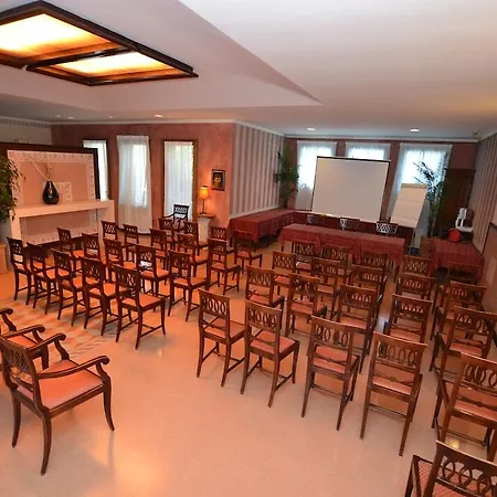 Enrichetta 3* Desenzano del Garda