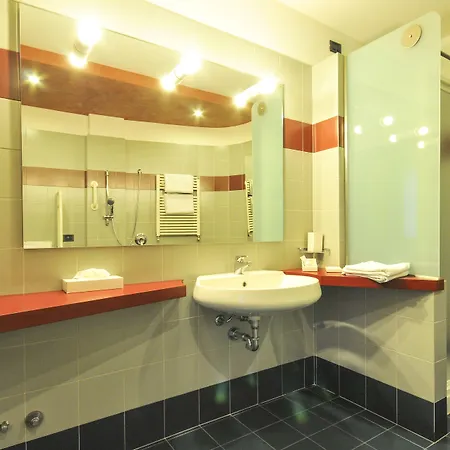 Enrichetta デセンツァーノ・デル・ガルダ