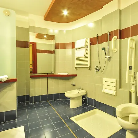 ホテル Enrichetta デセンツァーノ・デル・ガルダ