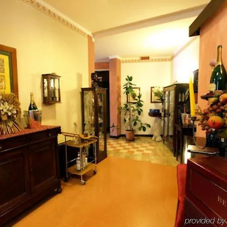 Enrichetta 3* Desenzano del Garda
