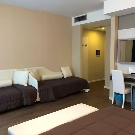 Hotel Enrichetta 3*