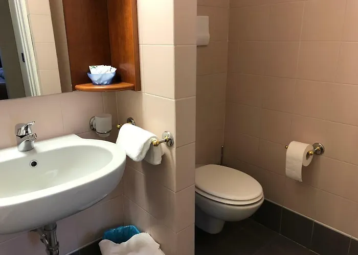 Enrichetta 3* Desenzano del Garda