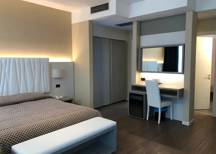 Enrichetta 3*