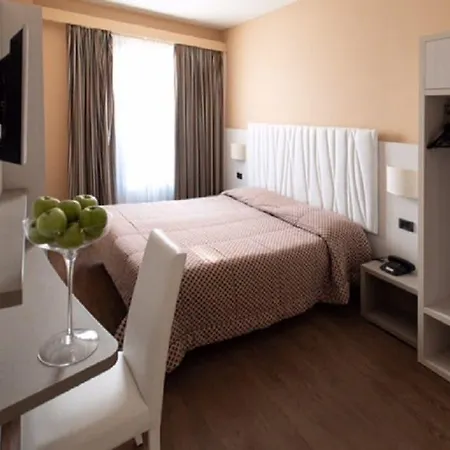 Hotel Enrichetta 3*