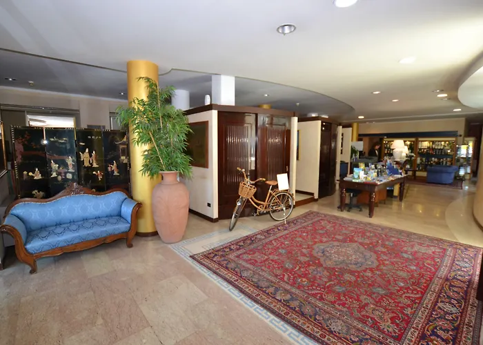 Enrichetta 3* Desenzano del Garda