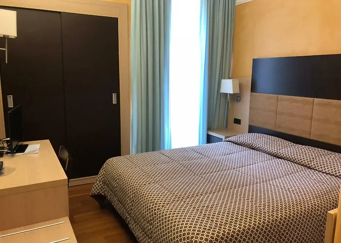 Enrichetta 3*